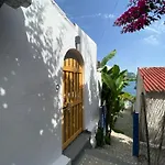 Vivaria House Semesterbostad *