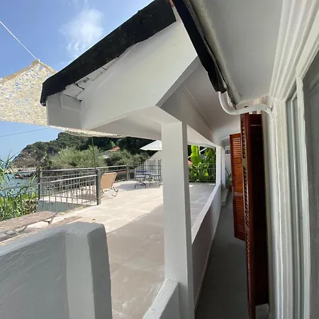 Vivaria House
